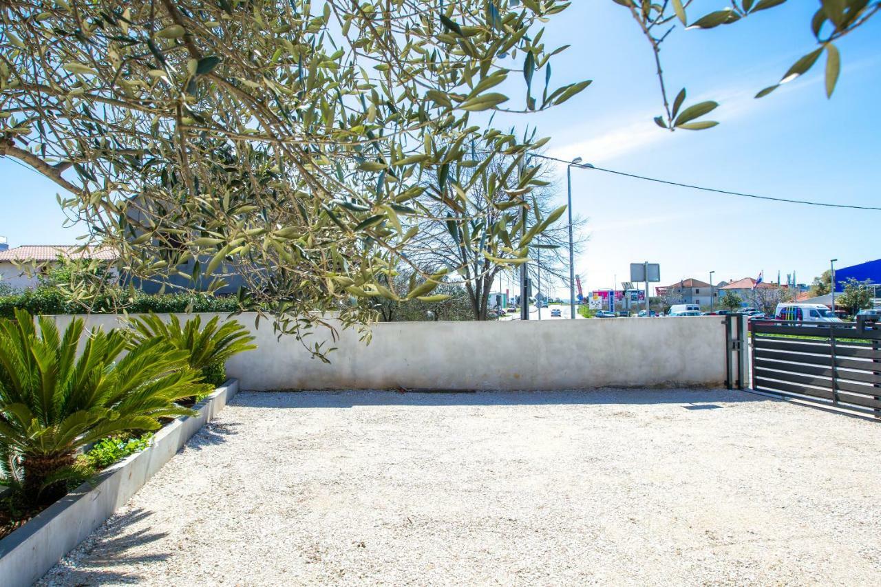 Apartment Lolly Zadar Bagian luar foto